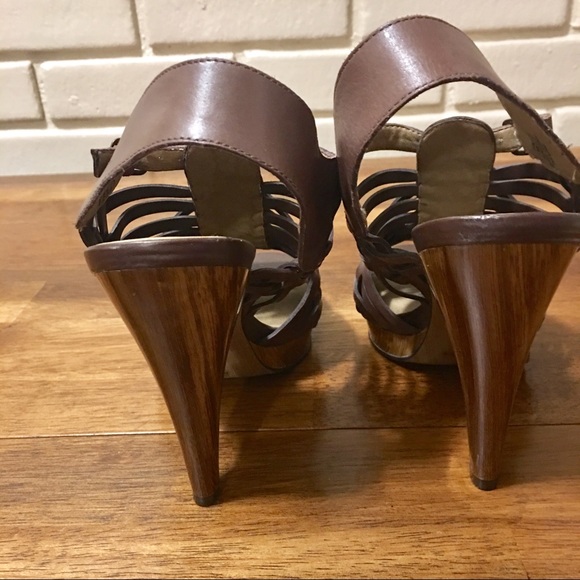 Jessica Simpson “Delano” Brown Platform Heels 7.5 - Picture 5 of 6